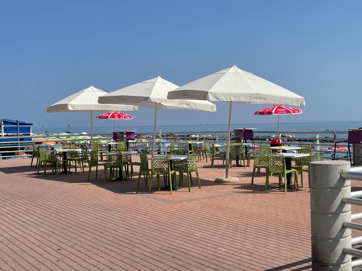 Casa Aiga Marina Lejlighed Ventimiglia Eksteriør billede